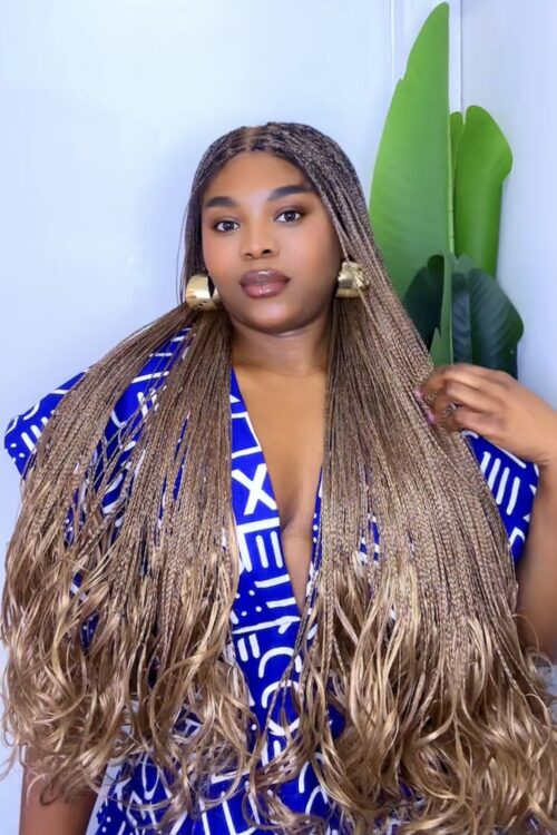 NEIGE – PERRUQUE EN TRESSE FRENCH CURLY- SPICY BLONDE