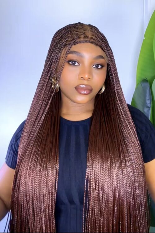 LAÏLA – PERRUQUE EN TRESSE DROITE- MARRON